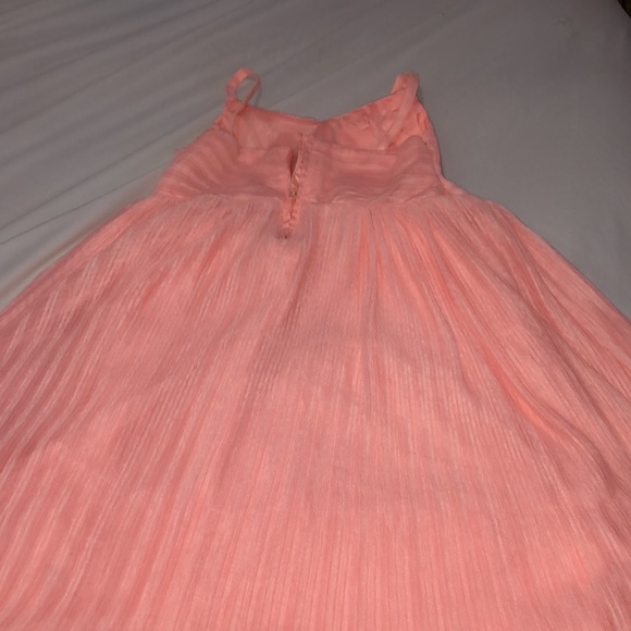 Dress - Picture 3 of 4